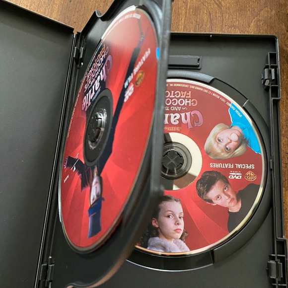 Charlie And The Chocolate Factory 2 Disc Deluxe Edition DVD - Picture 6 of 8